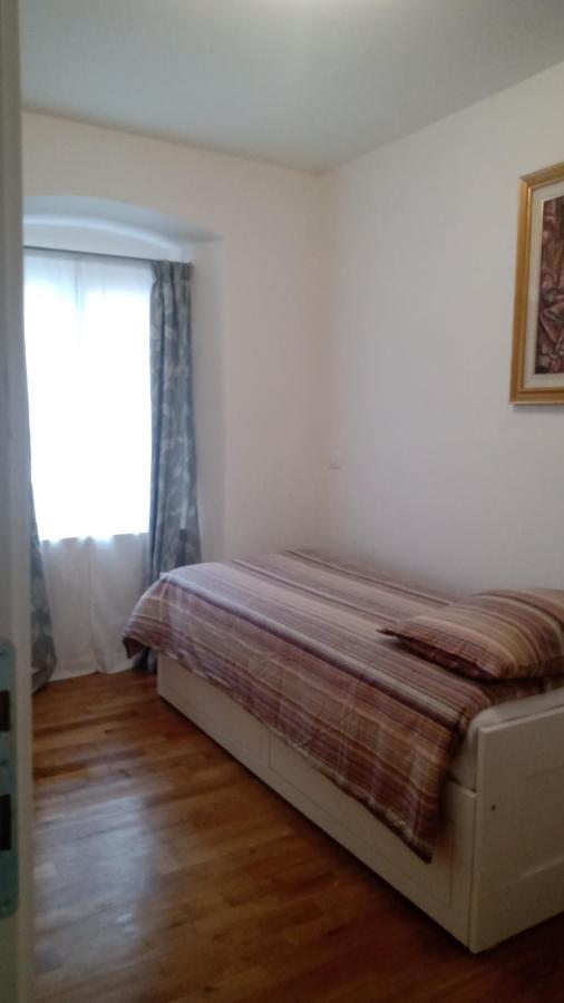 Casa Renova, Intero Appartamento, 2 Camere, Max 4 Ospiti, Trieste Zona Storica 외부 사진