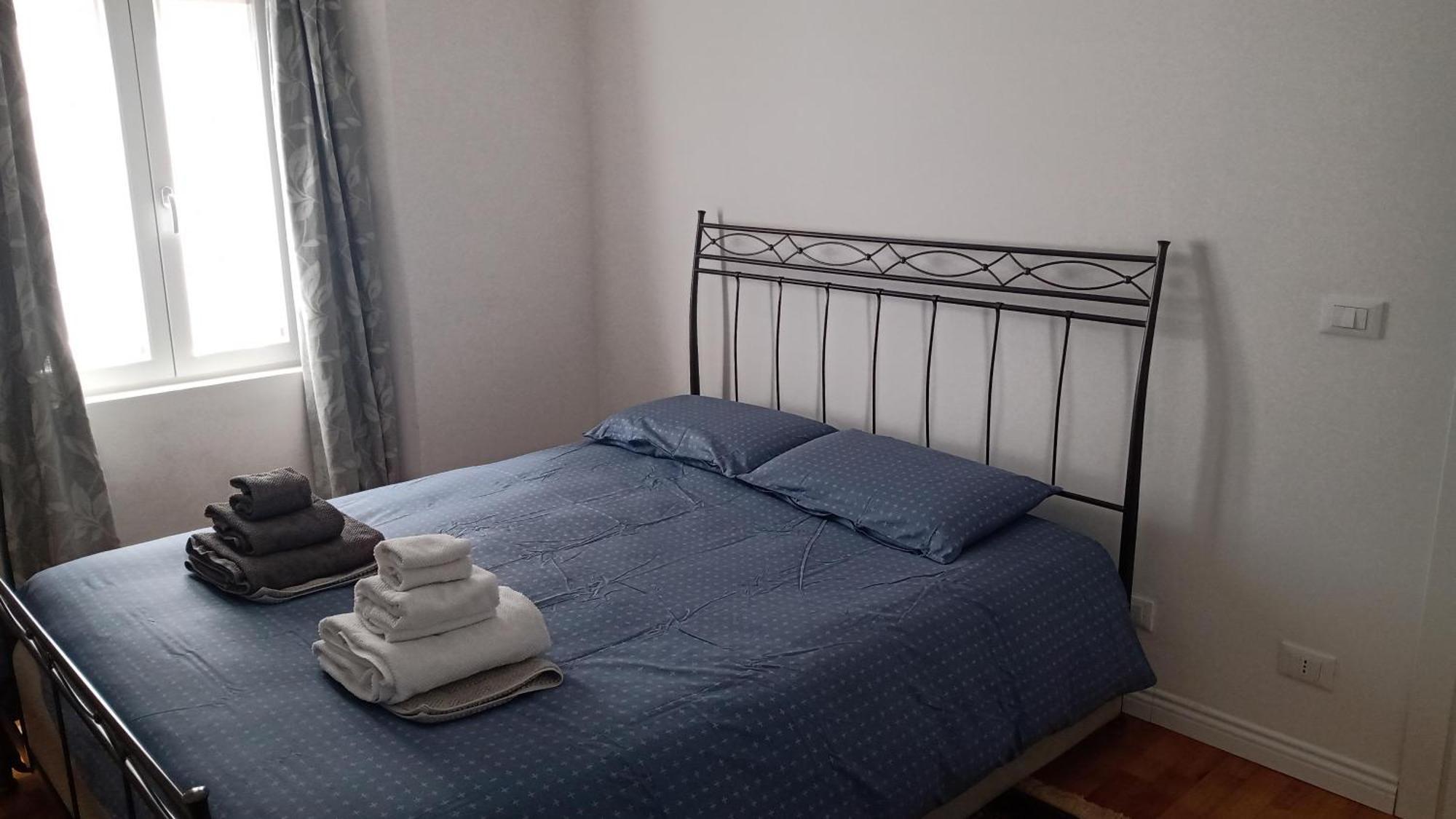 Casa Renova, Intero Appartamento, 2 Camere, Max 4 Ospiti, Trieste Zona Storica 외부 사진